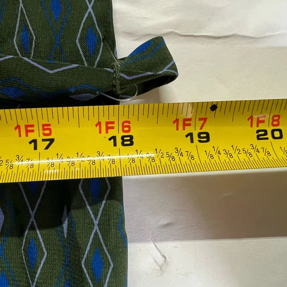41 Hawthorn geometric diamond Forrest green roll tab sleeve S lightweight office - Picture 9 of 10